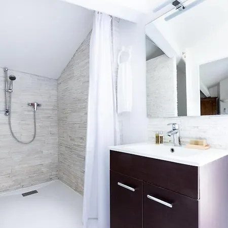 Saint-florent Sleeps 7 Pool Air Con * Saint-Florent
