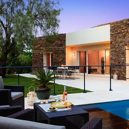 Saint-florent Sleeps 7 Pool Air Con * سانت فلوران