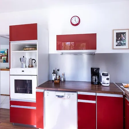 Saint-florent Sleeps 7 Pool Air Con سانت فلوران